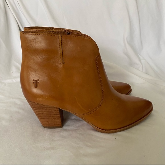 Frye Jennifer Bootie Boots Cognac Size 6.5 - Picture 2 of 12